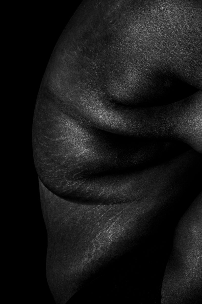 © Amanda Johnson - Image from the THE EVOLUTION OF HER SELF WORTH photography project