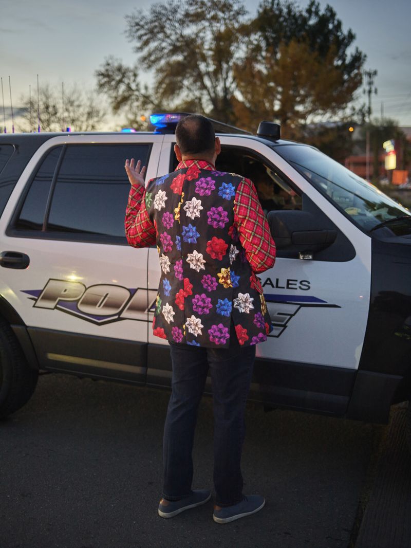 © Jörg Gläscher - Robert Thompson, City Manager of the City of Nogales at the opening of the Light Parade 2019 in Nogales Arizona, USA