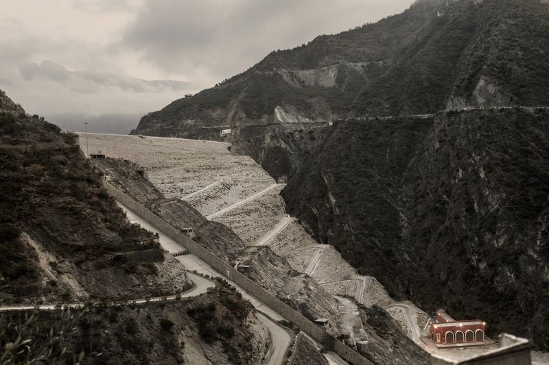 © Giulio Di Sturco - The Tehri dam, one of the most impressive dams in all of Asia.