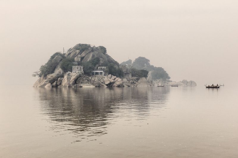 © Giulio Di Sturco - Image from the Living Entity photography project