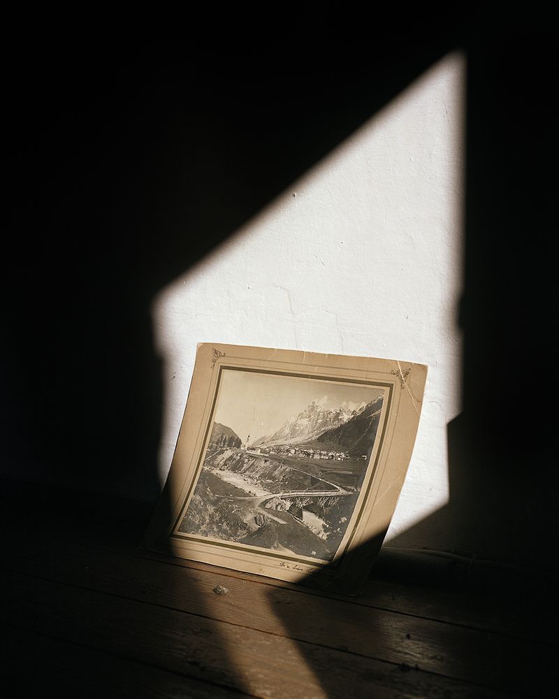 © Marina Caneve - Representation