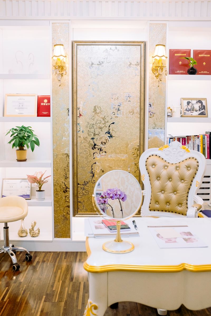 © Yufan Lu - Inside the consulting room at a cosmetic surgery clinic, Beijing, China