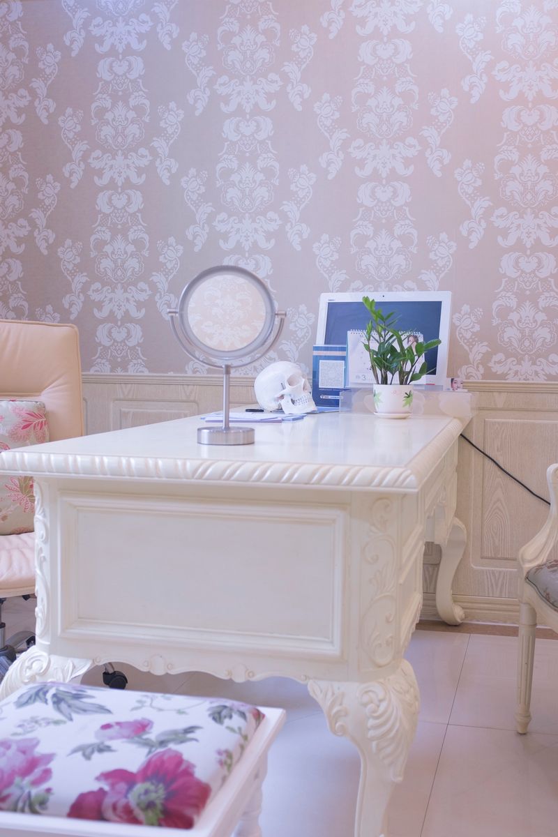 © Yufan Lu - Inside the consulting room at a cosmetic surgery clinic, Beijing, China