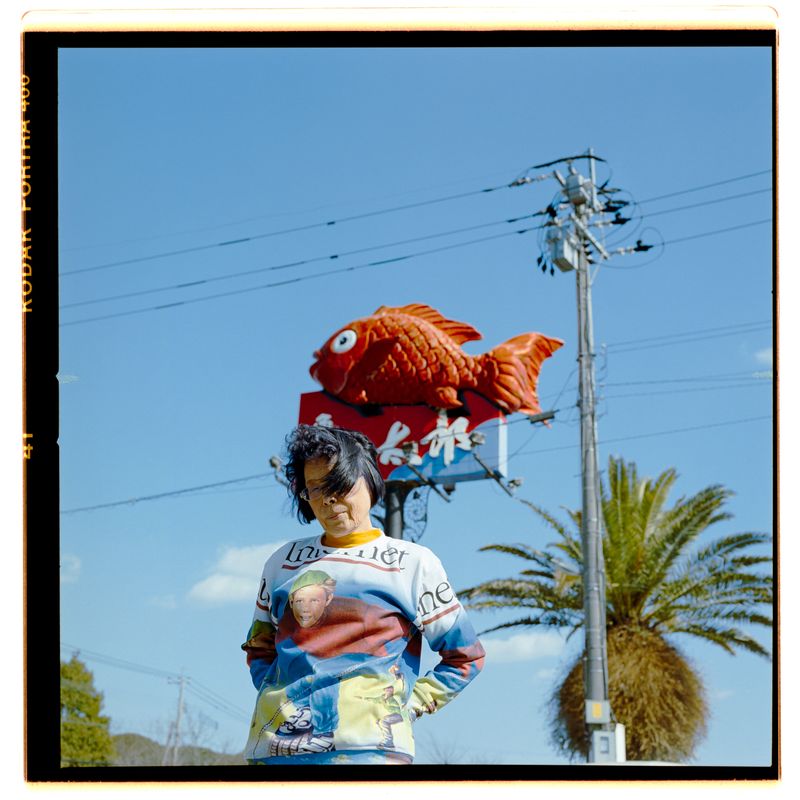 © Kenta Nakamura - Fukuoka, Iizuka. February 2016. I had Ms. Oda wear my sweatshirt.