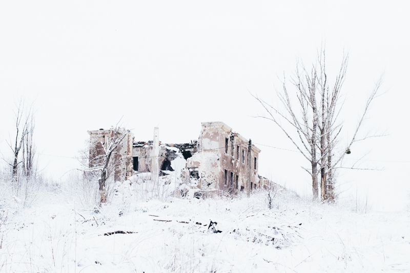 © Maxim Dondyuk - Image from the Between Life and Death photography project