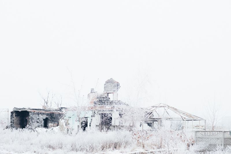 © Maxim Dondyuk - Image from the Between Life and Death photography project
