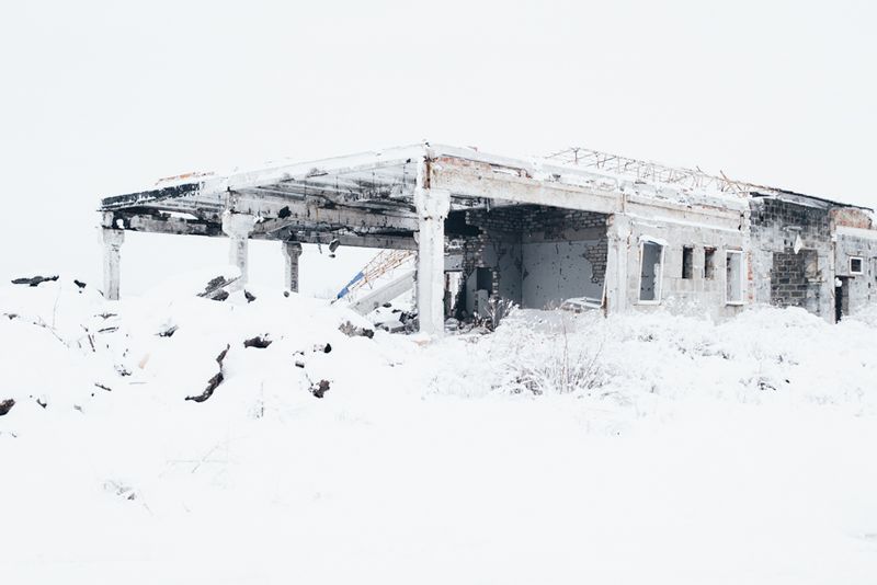 © Maxim Dondyuk - Image from the Between Life and Death photography project