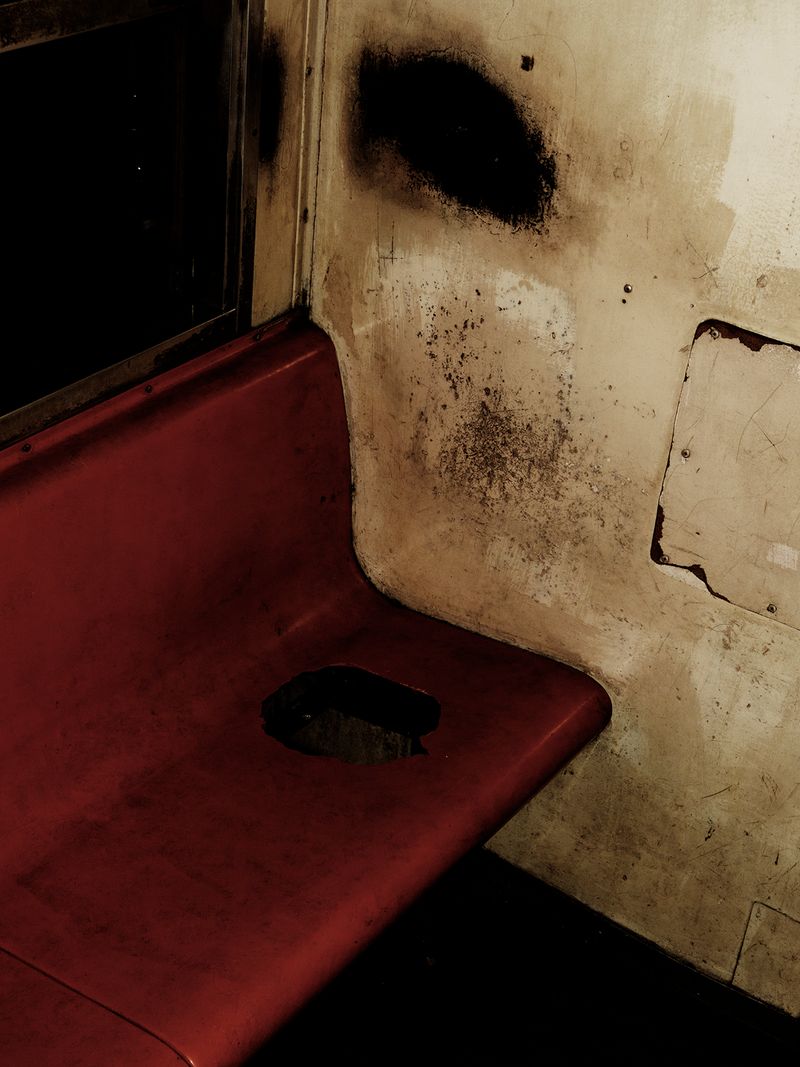 © Yurian Quintanas Nobel - Image from the A Smiling Man and a hidden snake photography project