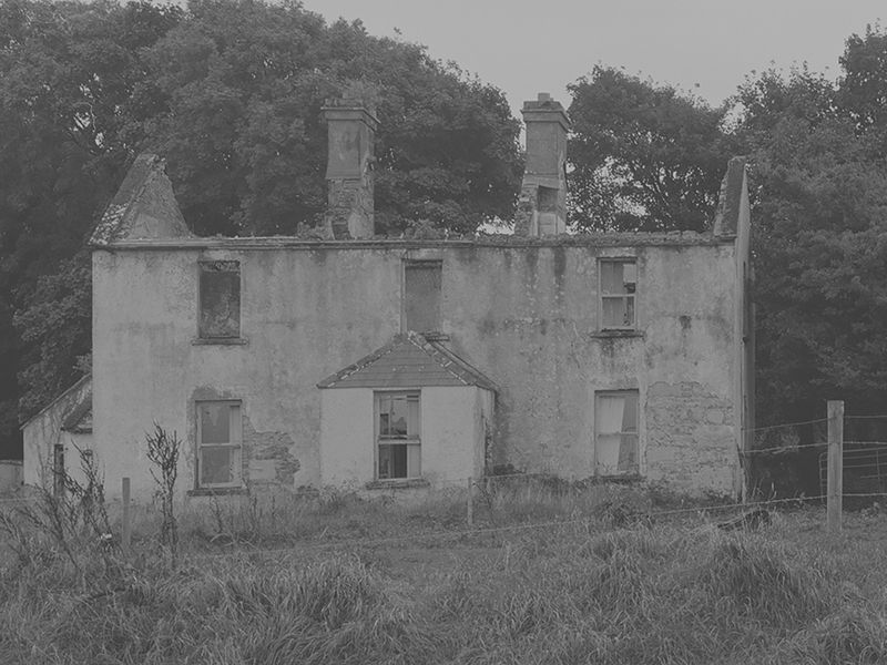 © Manon Lanjouère - Image from the Demande à la Poussière (Ask the Dust) photography project