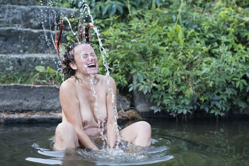 © Ingrid Firmhofer - PHOTOGRAPHY THERAPY - "Ok i let u publish it. Let it be my ´love my belly therapy´", Freya, Poland