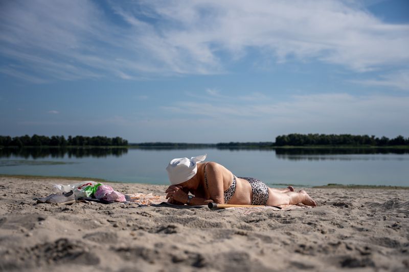 © Sofia Samoylova - Image from the Serafima & Jevhen photography project