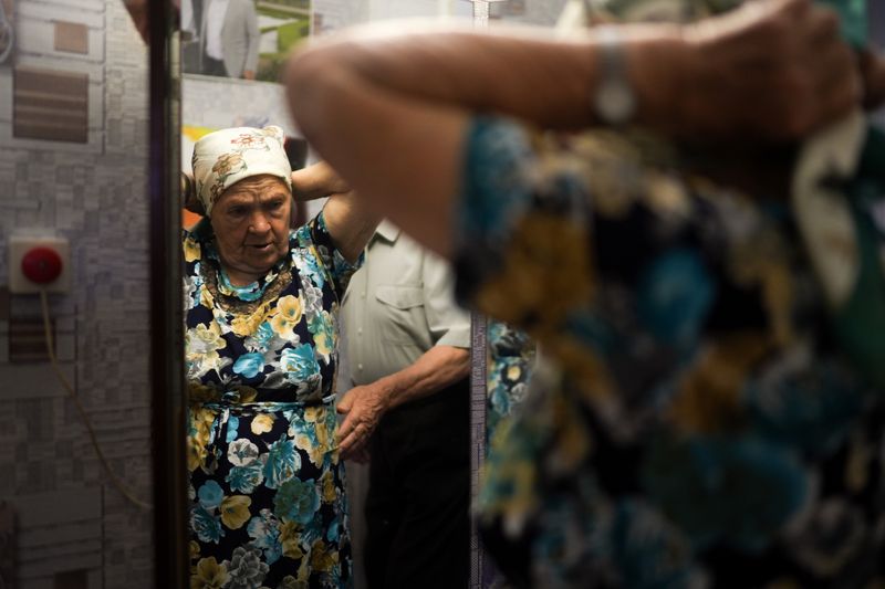 © Sofia Samoylova - 2023 Getting ready for a walk.