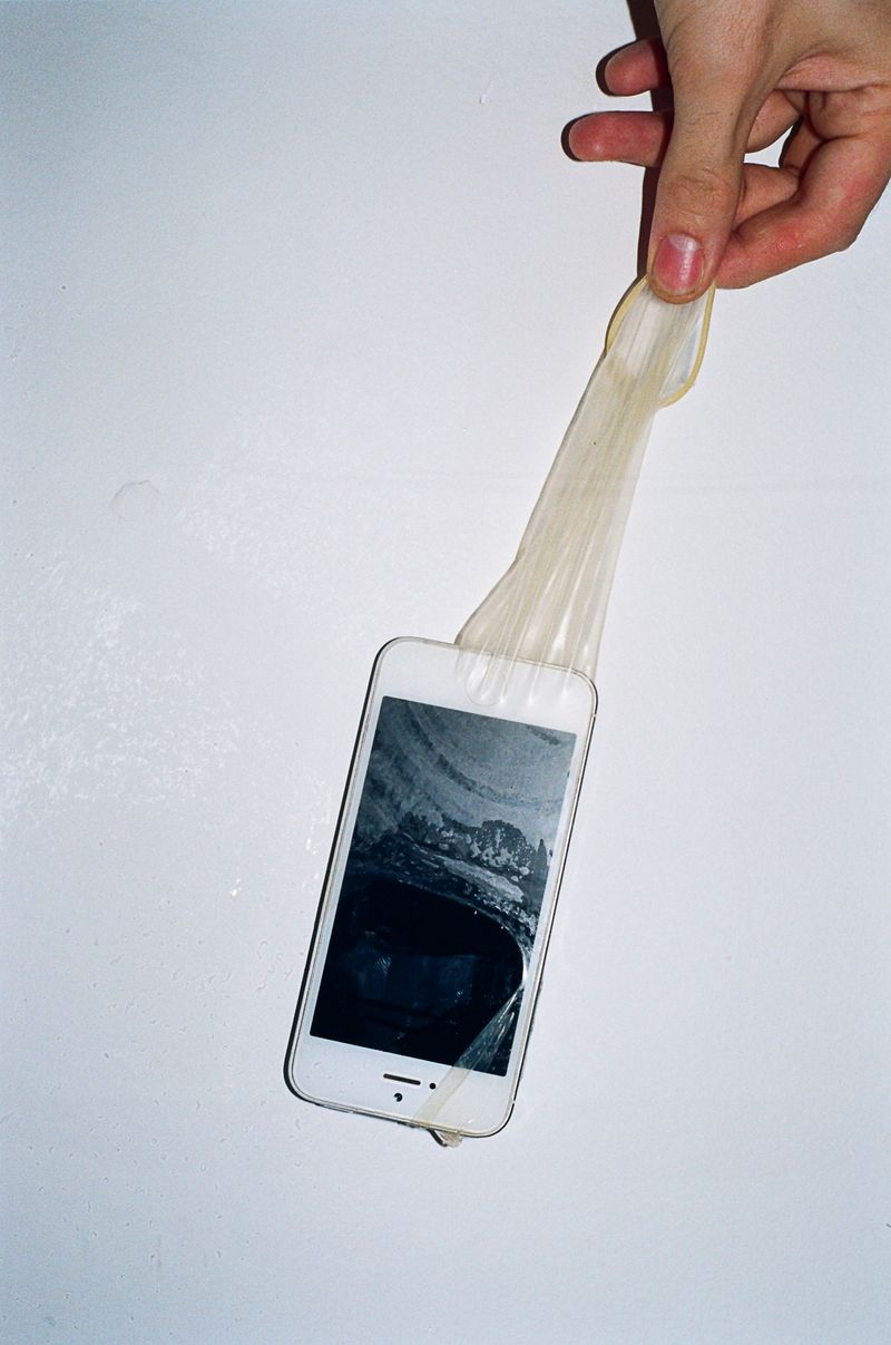 © Miguel Soll - Image from the Rachaduras ("Cracks") photography project