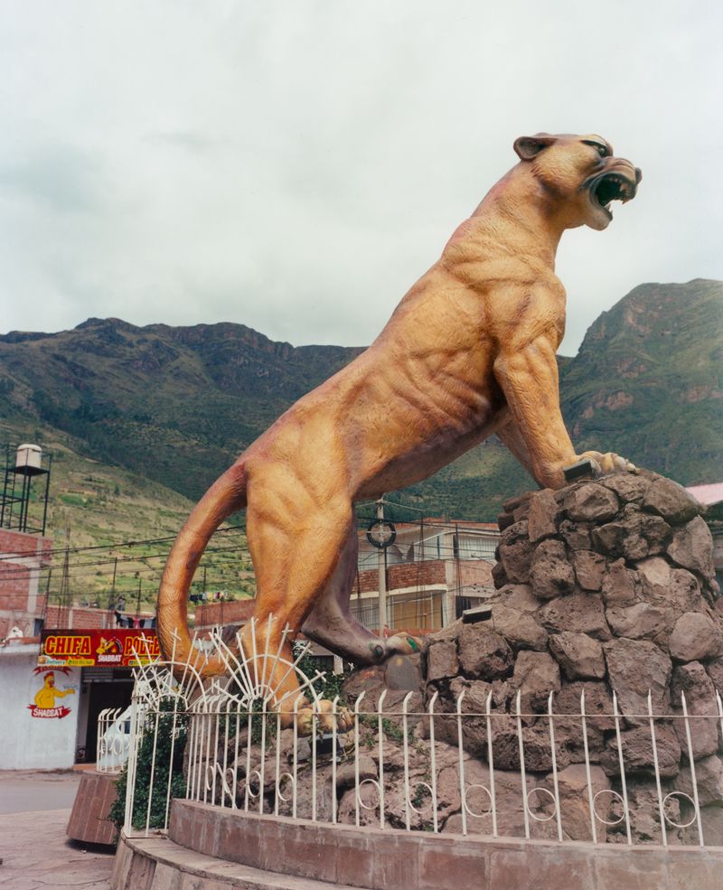 © Raul Guillermo - Image from the An Inherent Tear (Una Lágrima Inherente) photography project