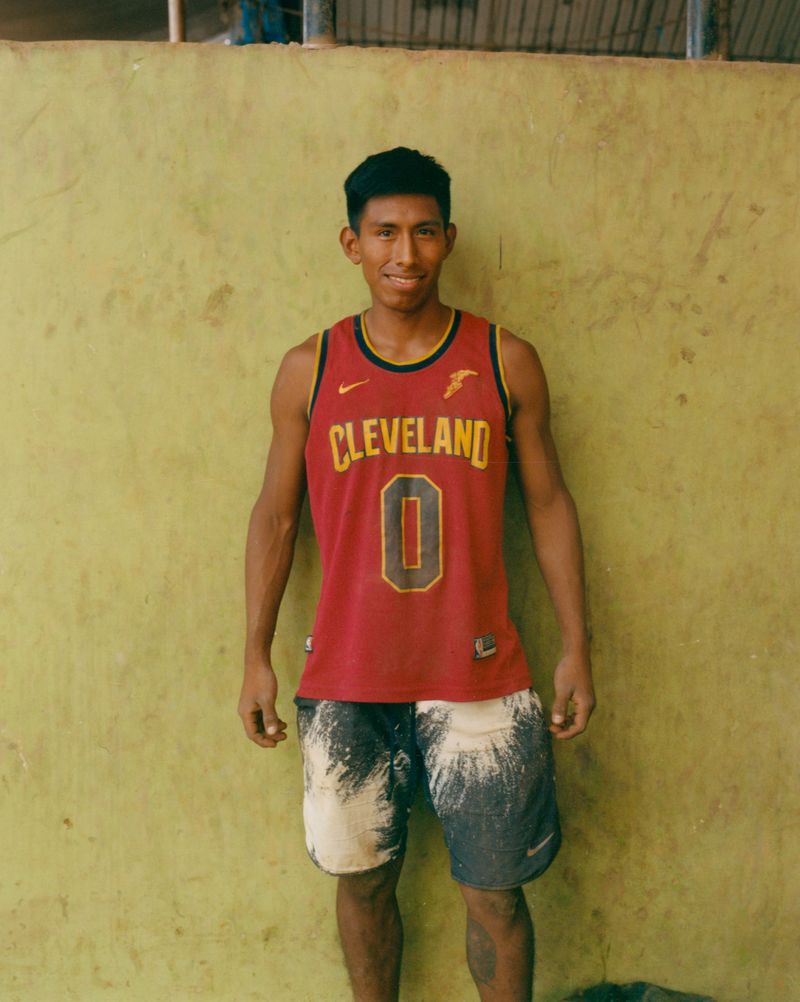 © Raul Guillermo - Image from the An Inherent Tear (Una Lágrima Inherente) photography project