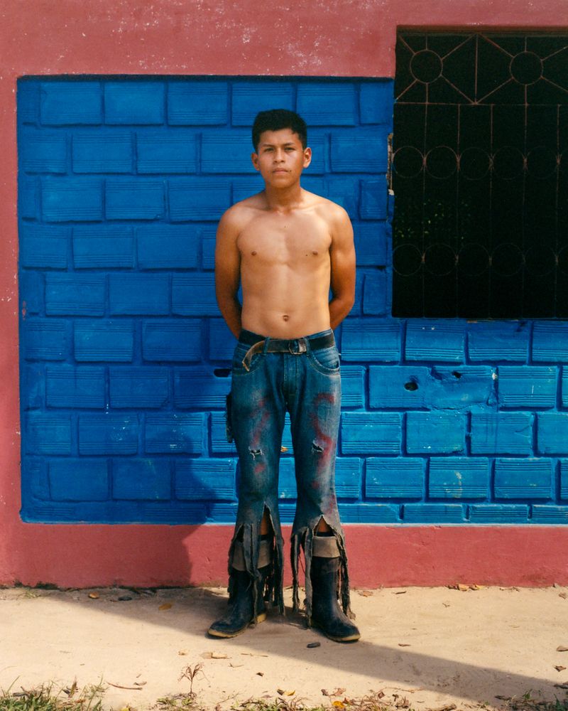 © Raul Guillermo - Image from the An Inherent Tear (Una Lágrima Inherente) photography project