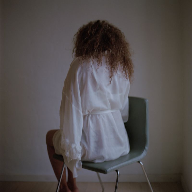 © Sarah Hartvigsen Juncker og Louise Herrche Serup - Image from the You still don't know my name photography project