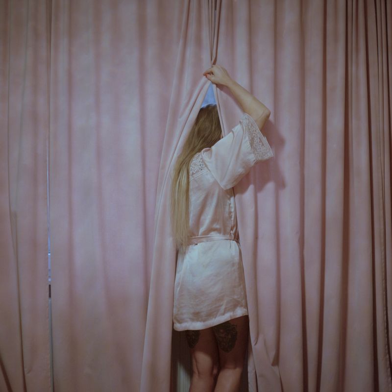 © Sarah Hartvigsen Juncker og Louise Herrche Serup - Image from the You still don't know my name photography project