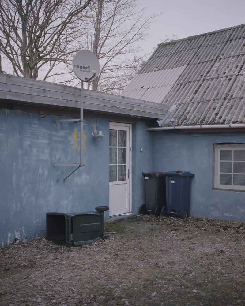 © Sarah Hartvigsen Juncker og Louise Herrche Serup - Image from the You still don't know my name photography project