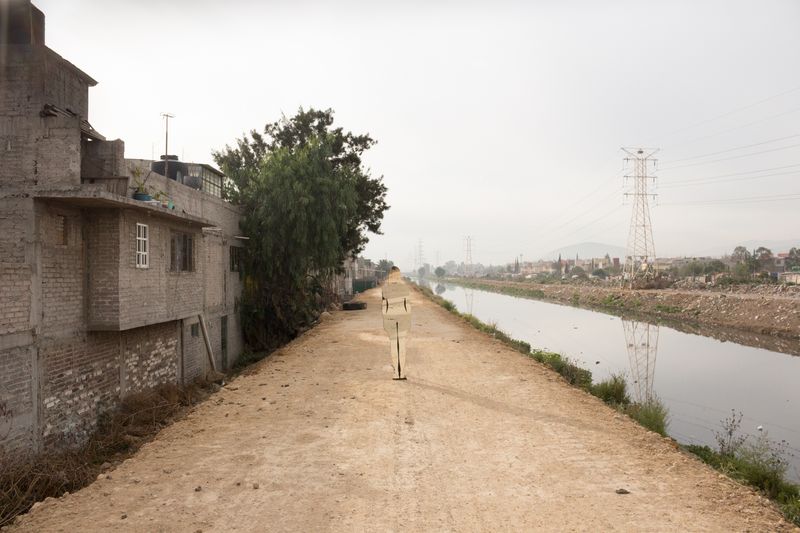 © Sonia Madrigal - Image from the La muerte sale por el Oriente / Death comes from the East photography project