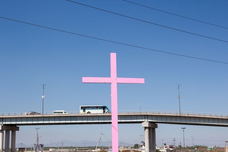 © Sonia Madrigal - Image from the La muerte sale por el Oriente / Death comes from the East photography project