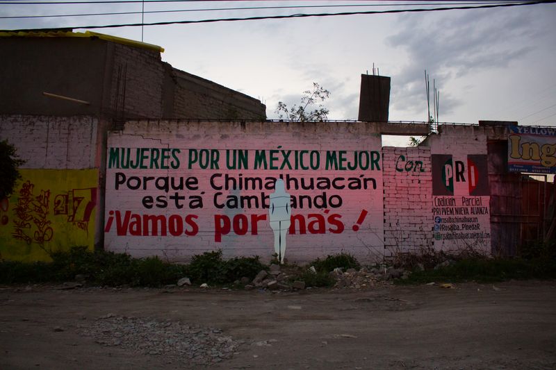 © Sonia Madrigal - Image from the La muerte sale por el Oriente / Death comes from the East photography project