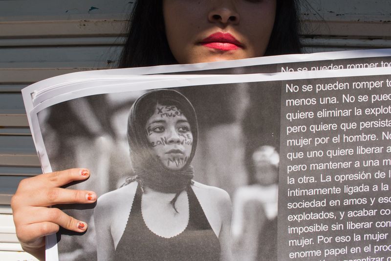 © Sonia Madrigal - Image from the La muerte sale por el Oriente / Death comes from the East photography project