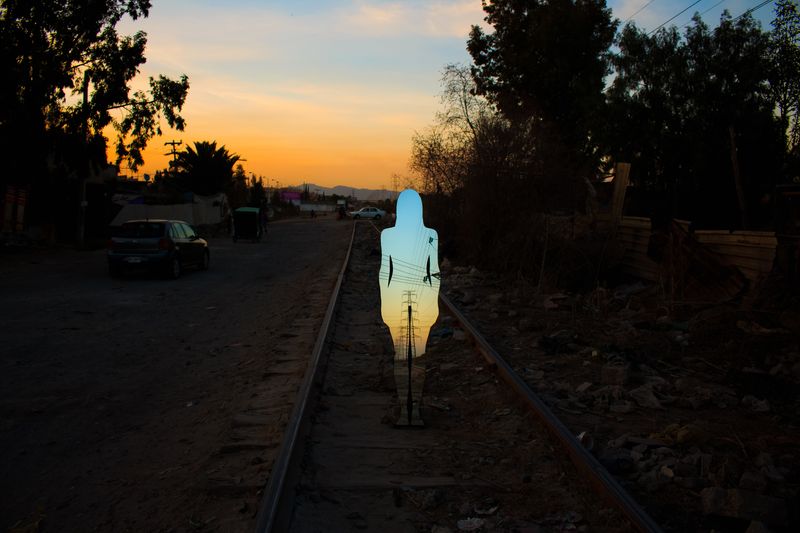 © Sonia Madrigal - Image from the La muerte sale por el Oriente / Death comes from the East photography project