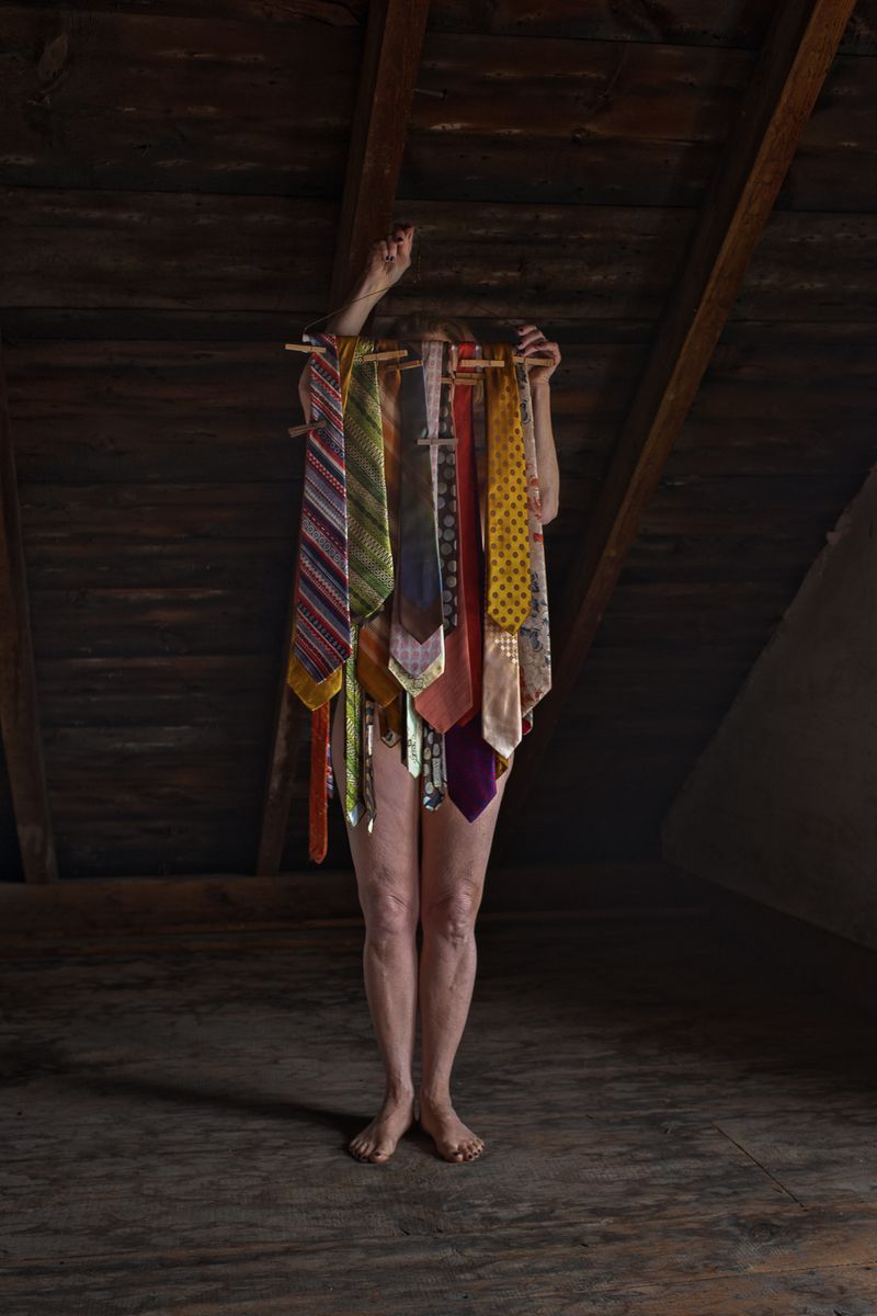 © Jo Ann Chaus - Ties