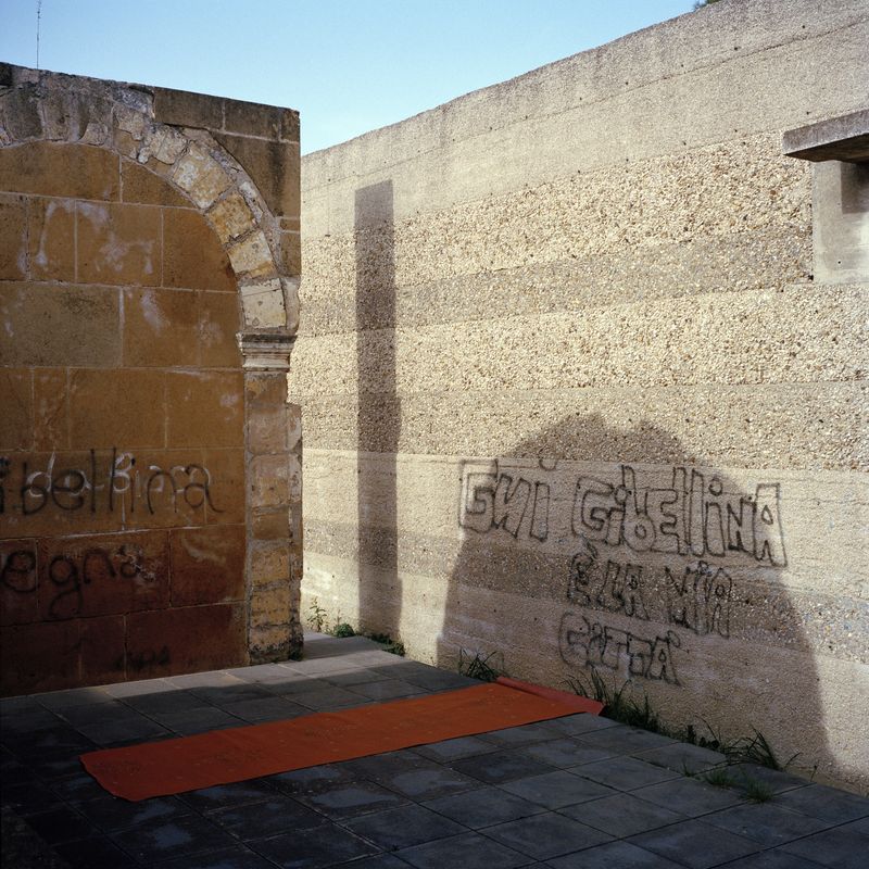 © Giuseppe Iannello - Image from the Gibellina 1968 - otto minuti dopo le tre photography project