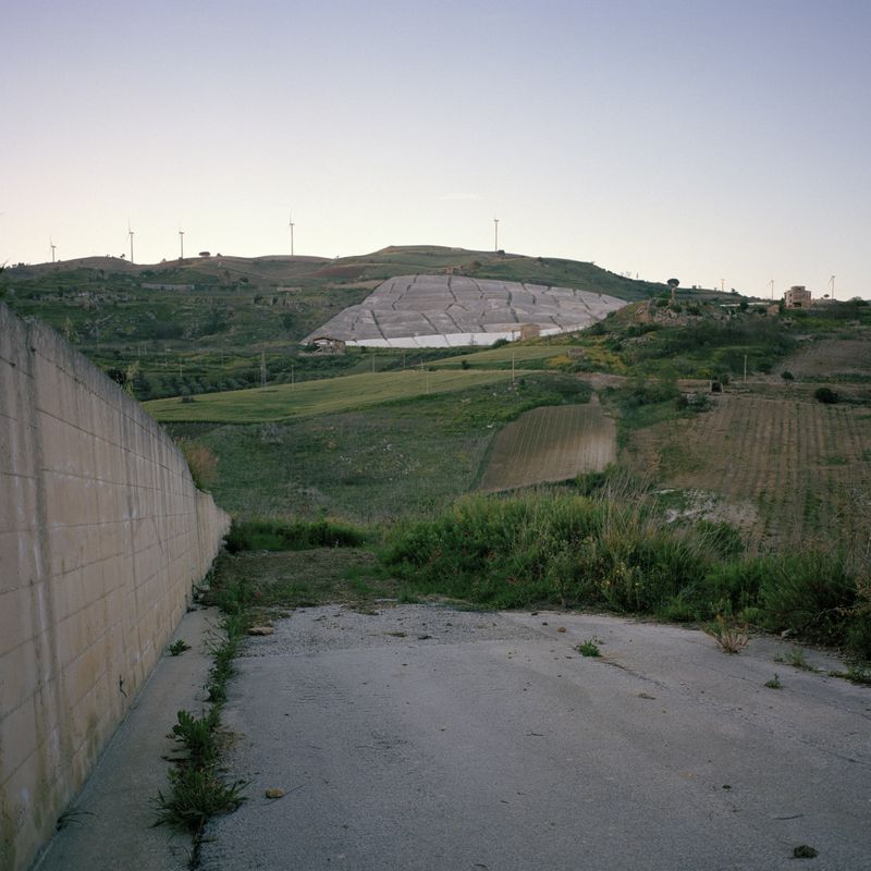 © Giuseppe Iannello - When someone dies we bury the body. Gibellina died so we buried it.