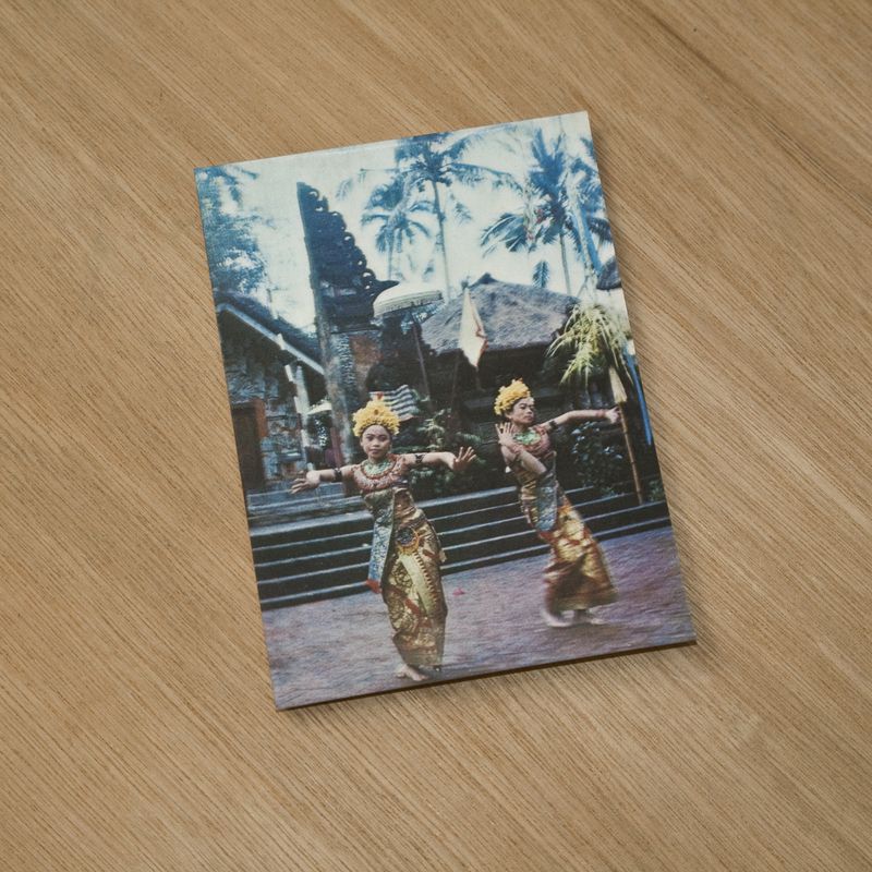 © Xia Tio - Souvenir, 2013