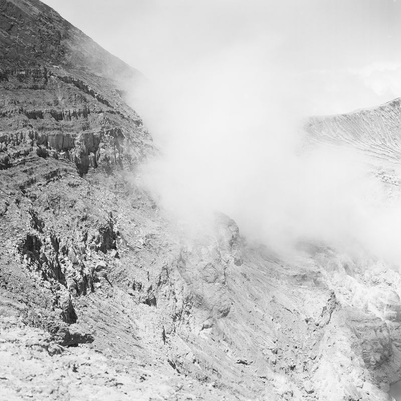 © Xia Tio - Ijen, Java, 20013