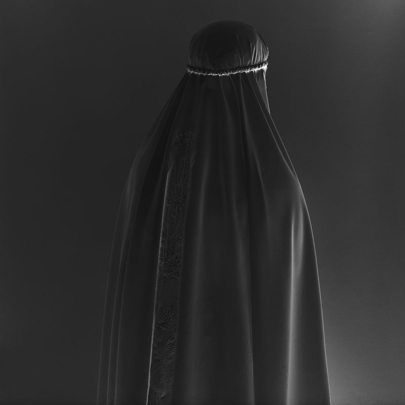 © Xia Tio - Veiled, Brooklyn, 2009