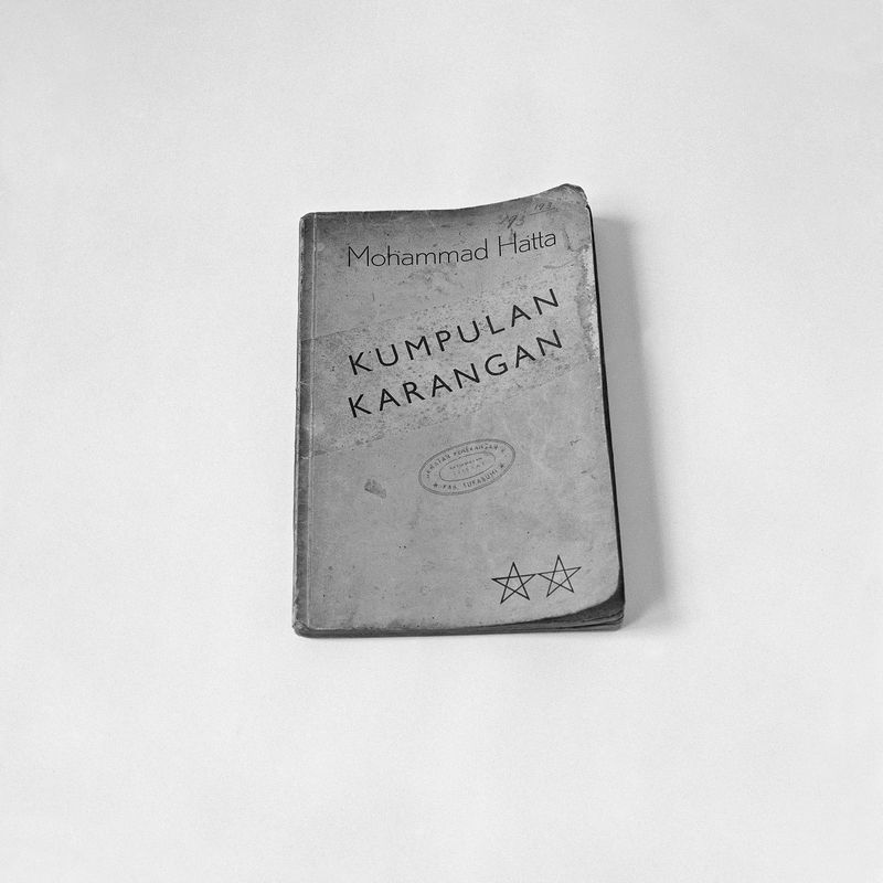 © Xia Tio - Mohammad Hatta, 2013