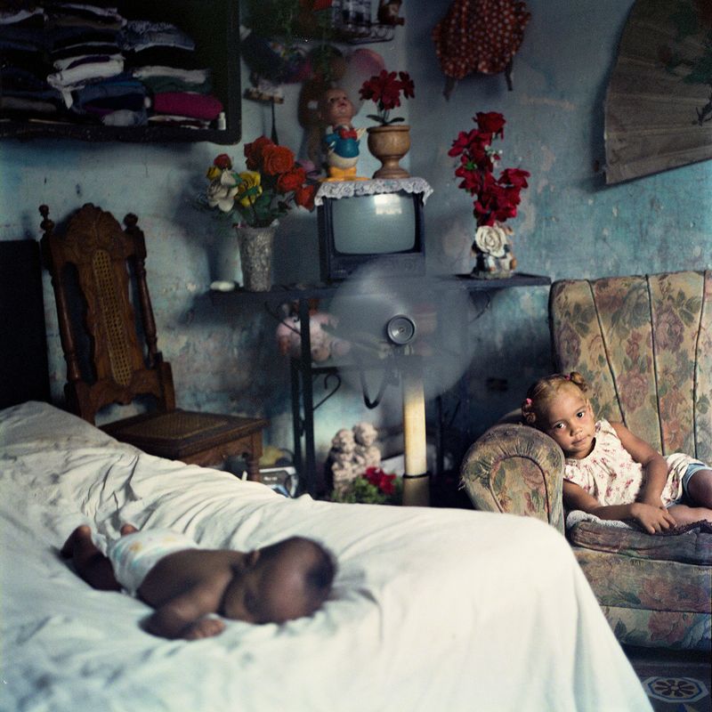 © Lisandra Alvarez - Image from the Story of a young adult girl photography project