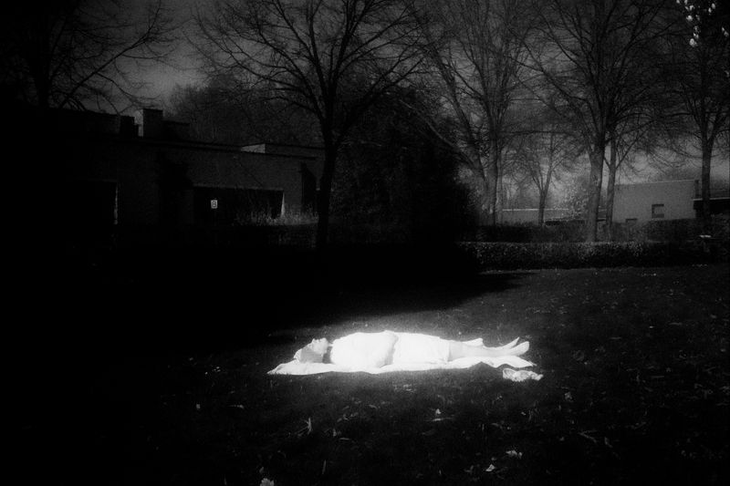 © Laura Anna Rossa - Image from the In The Valley, Flowers Remain photography project