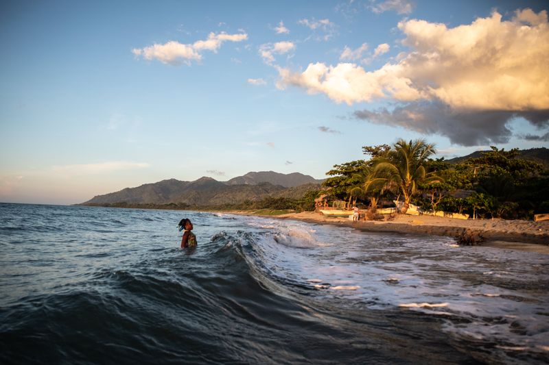 © Tomas Ayuso - Image from the Ancestral Embrace photography project