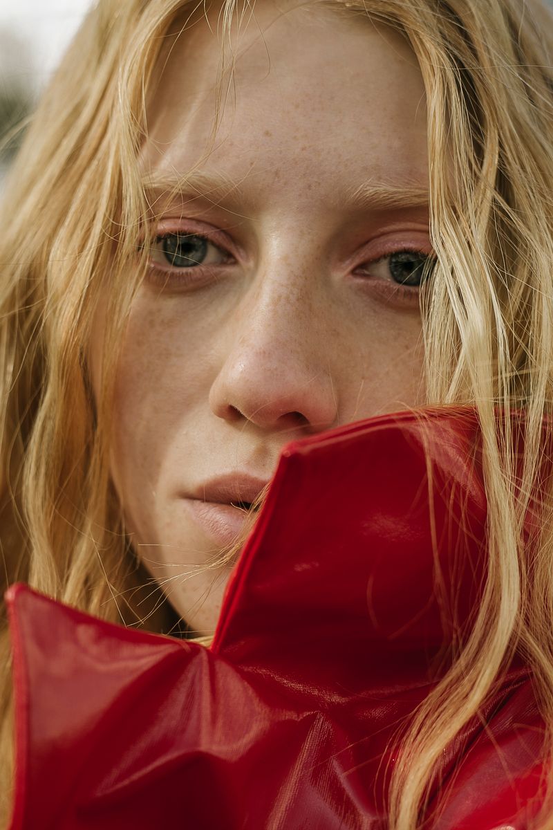 © Elena Sokolova - Image from the Dis-Connected photography project