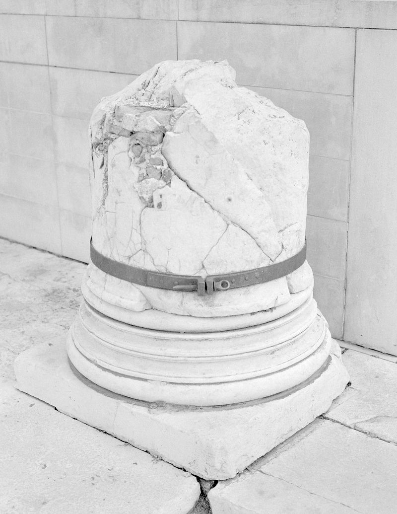 © Eri Vanluchene & Mirre Nimmegeers - Image from the The King is my Neighbour photography project