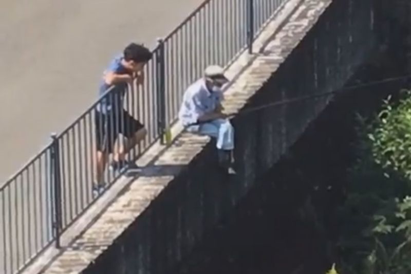 © Cintia Tortosa Santisteban - Image from the Screenshots from a series of videos about a rice field and its surroundings photography project