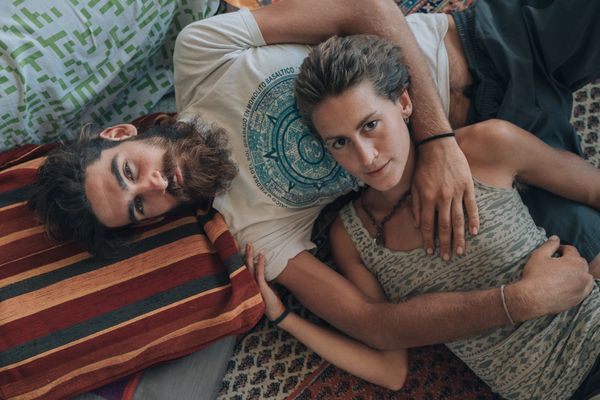 © Kseniia Apresian - Carola and her boyfriend in Gaia Terra