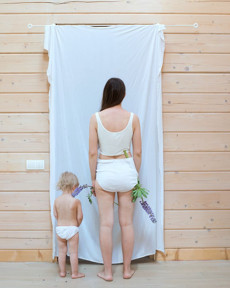 © Alena Zhandarova - Image from the Hidden Motherhood photography project