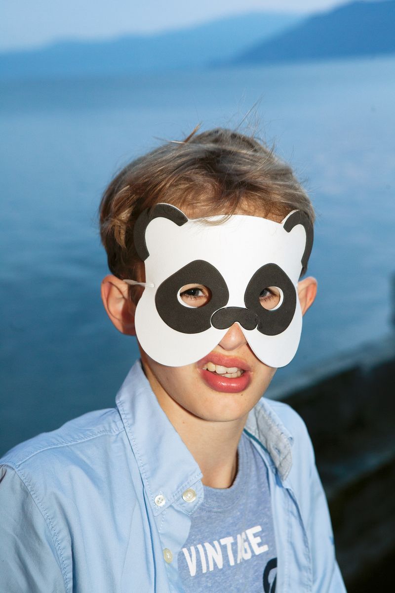 Photobook Review: Looking At My Brother by Julian Slagman