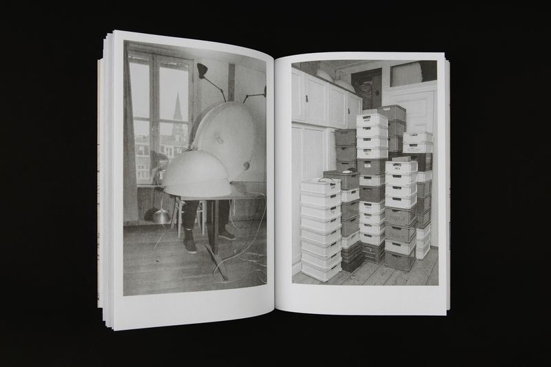 Photobook Review: Responds Quickly, Friendly by Marens van Leunen