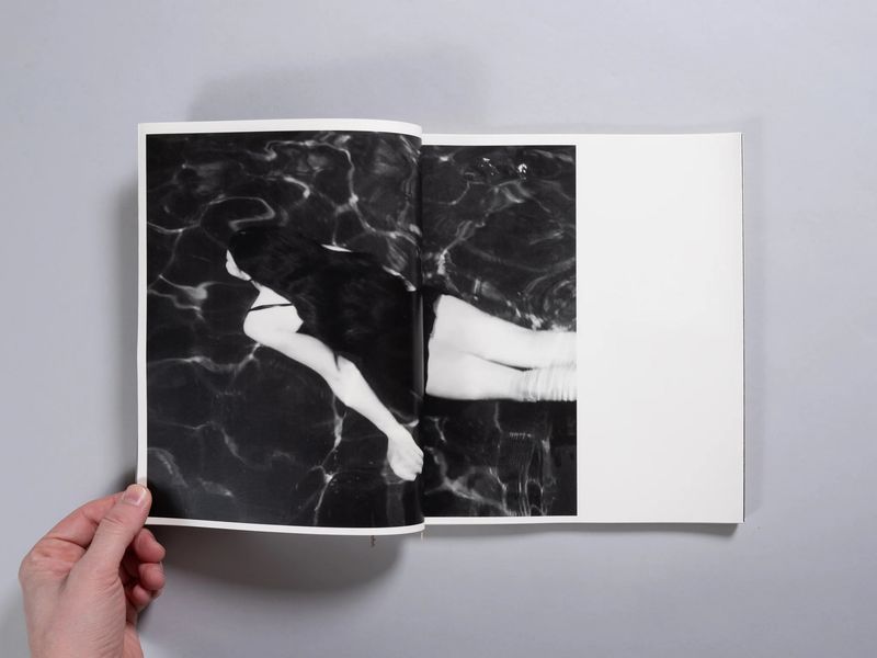 Photobook Review: Juno by Louise Honee