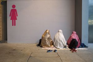 Second Class Citizens: The Parallel Lives of Indonesian Domestic Workers in Hong Kong