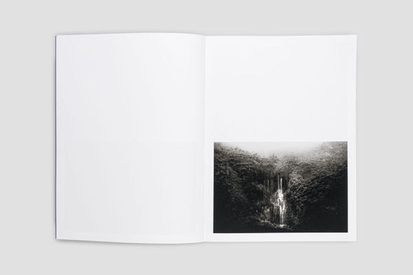 © Jon Cazenave, spread from the book Galerna