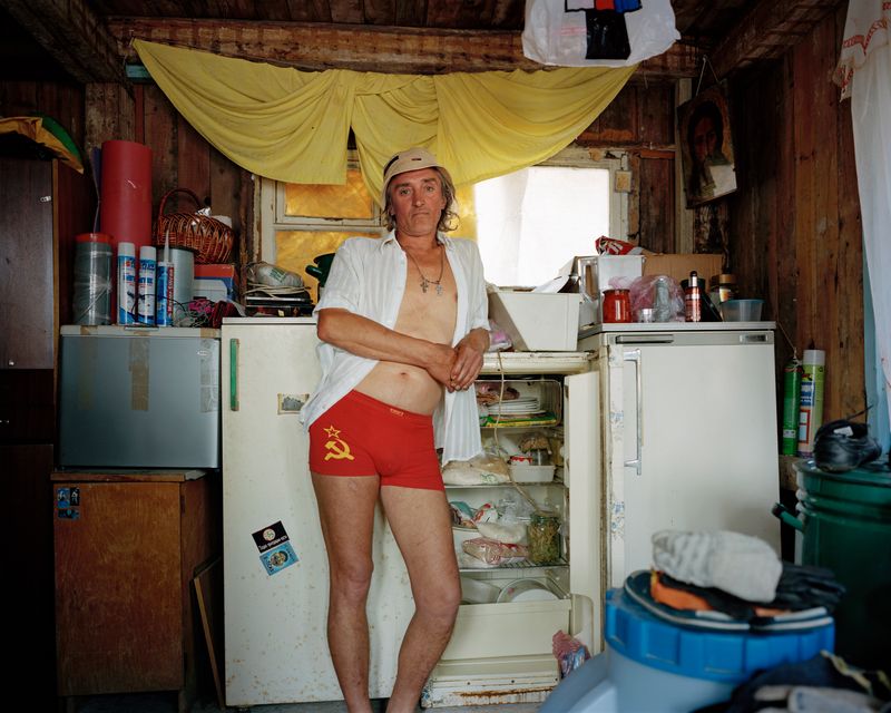 © Christian van der Kooy, from the book Anastasiia, She folds her memories like a parachute