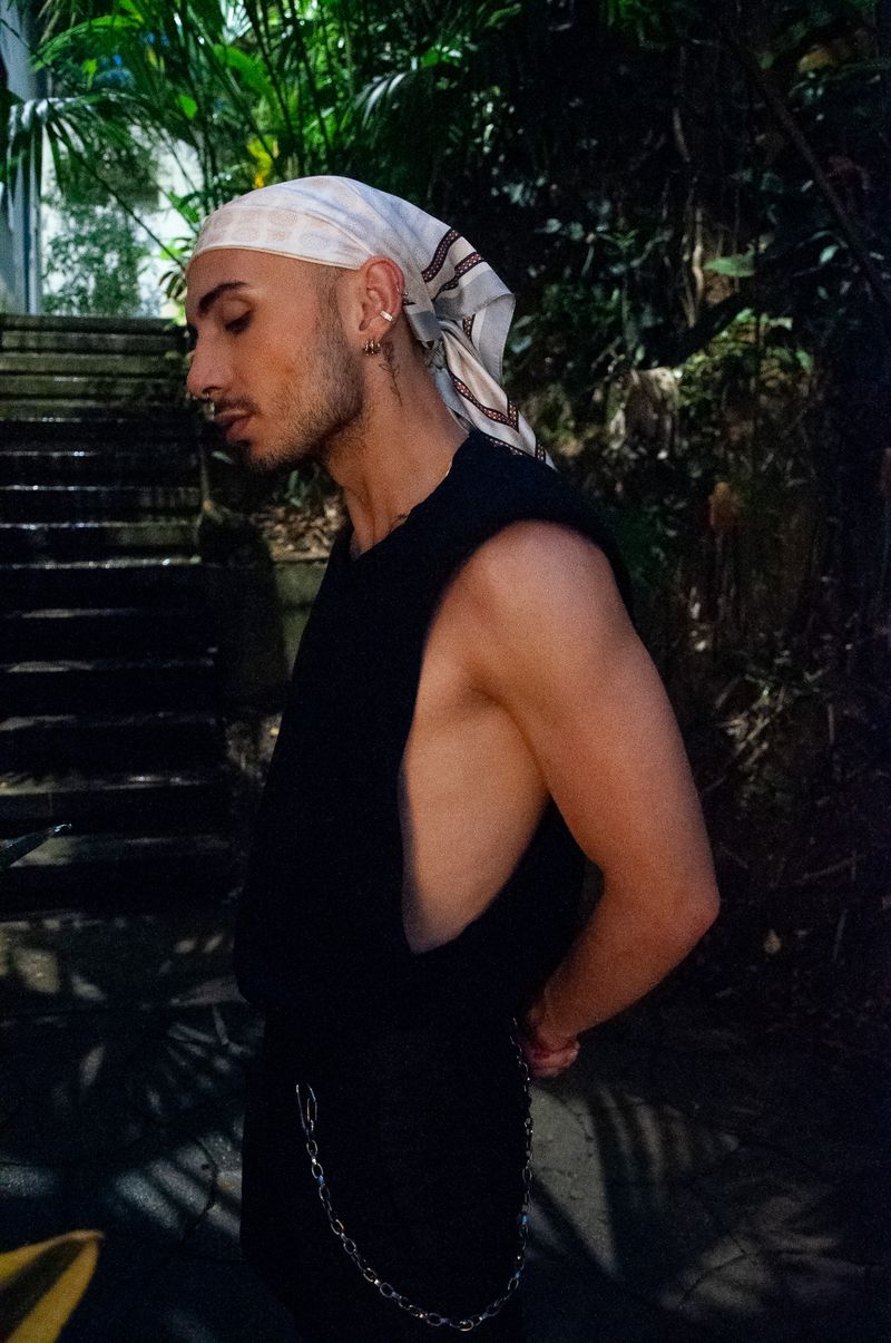 © Nina Styled - Photography by Nina Styled: @ninagonzaleza - Model Fernando: @ferdandoguerra